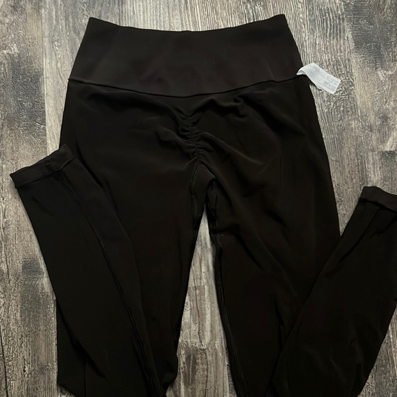Alphalete amplify leggings - Picture 1 of 3